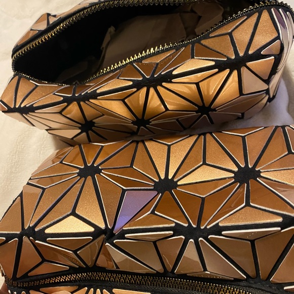 • geometric - Picture 3 of 4